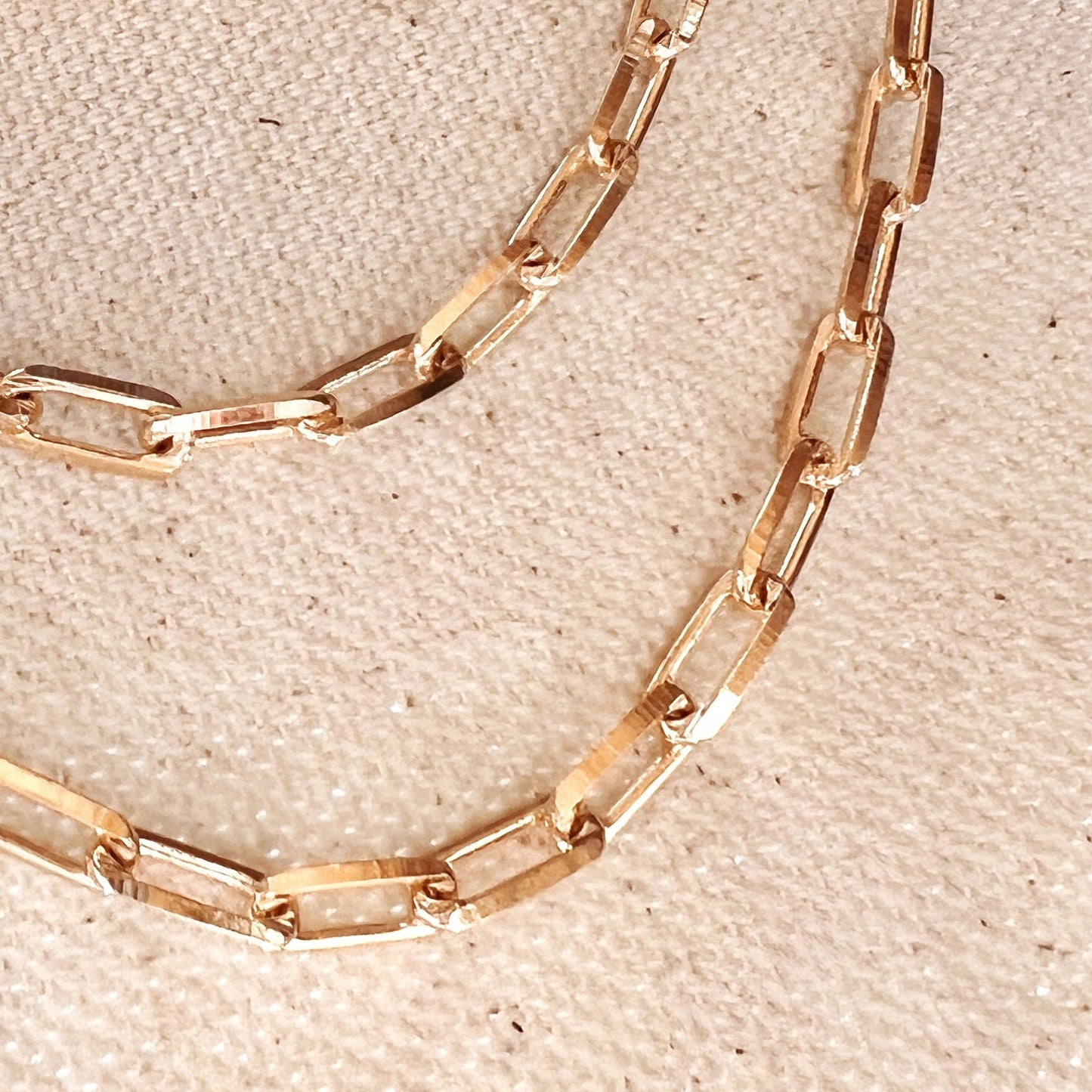 Gold Paperclip Chain Necklace - 18 Inches